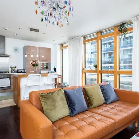 Apartman 2br Balcony, Plants & Electric Piano Dublin