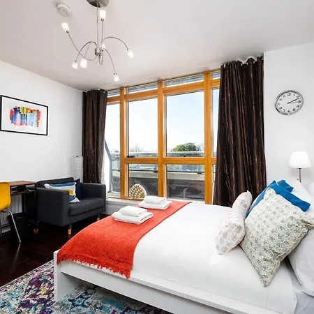 Apartman 2br Balcony, Plants & Electric Piano *