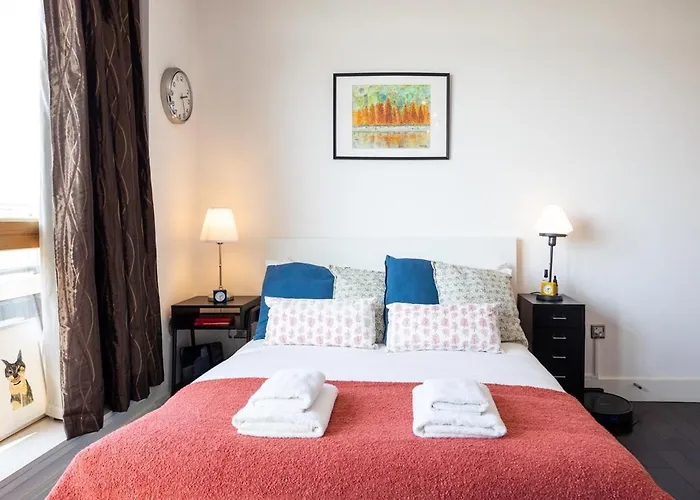 Daire 2br Balcony, Plants & Electric Piano Dublin