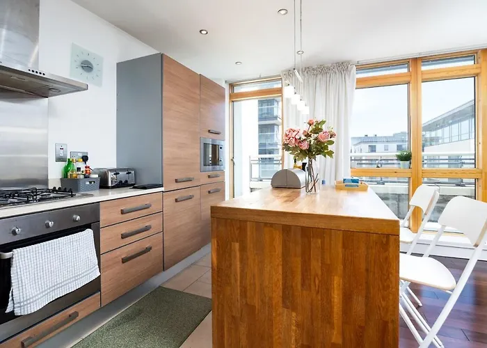 2br Balcony, Plants & Electric Piano Dublin